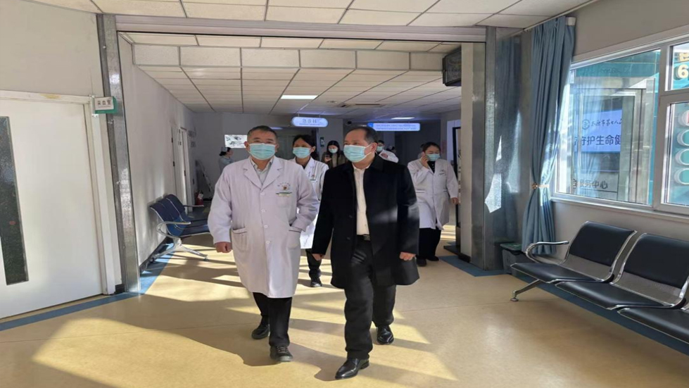 通用技術環(huán)球醫(yī)療董事會主席、黨委書記陳仕俗赴太原市第七人民醫(yī)院調研